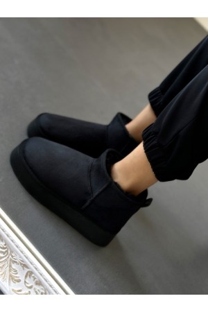 Siyah platform taban peluş bot