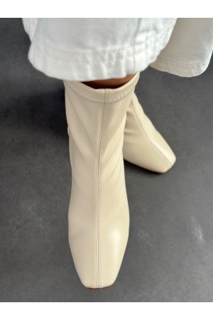 Bej küt kalıp streç bot