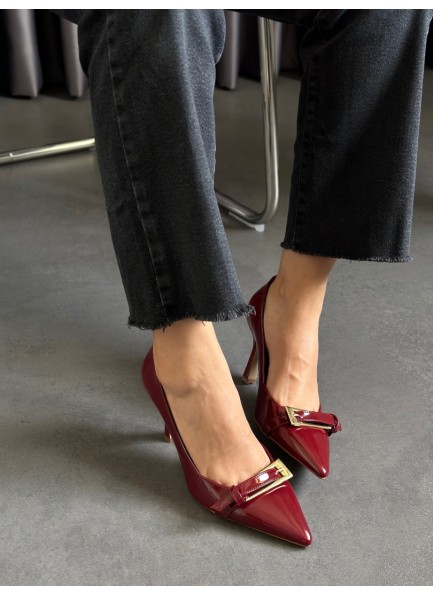 Bordo rugan stiletto