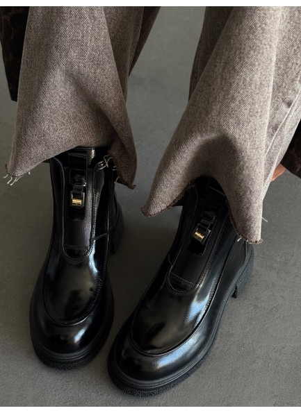 Siyah rugan hakiki deri bot