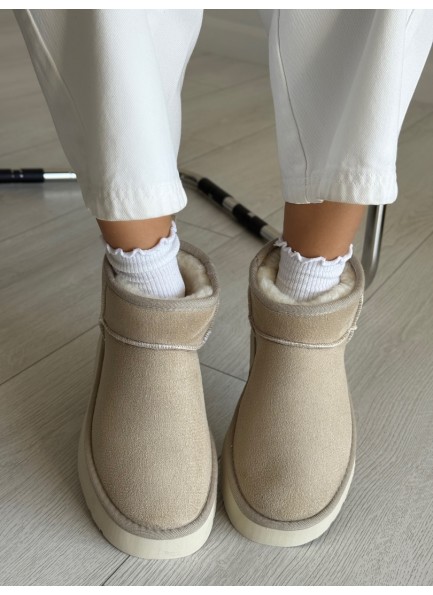 Bej renk peluş bot 