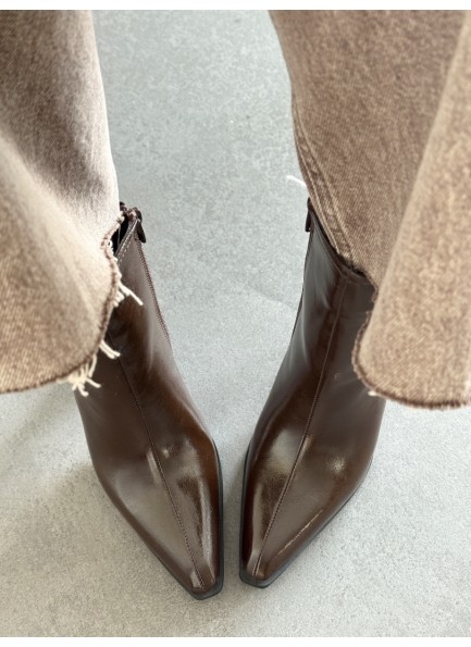 Acı kahve rugan topuklu bot 