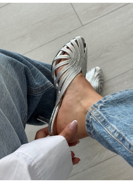 Gümüş kafes model topuklu ayakkabı 