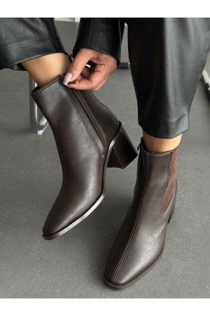 Acı kahve yanı lastikli topuklu bot