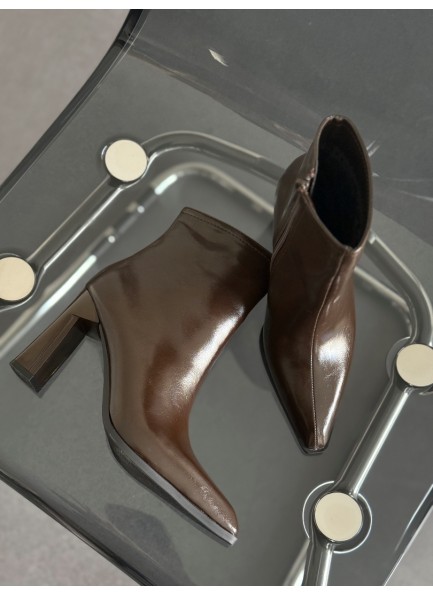 Acı kahve rugan topuklu bot 