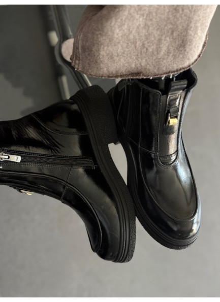 Siyah rugan hakiki deri bot