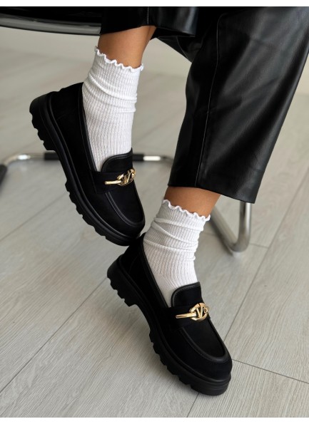 Siyah süet aksesuarlı loafer 