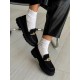 Siyah süet aksesuarlı loafer 