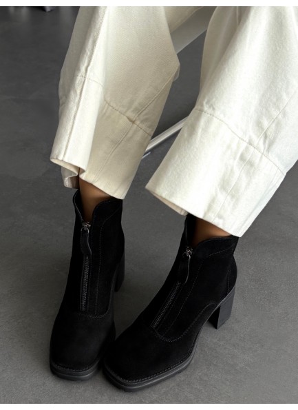 Siyah önden fermuarlı deri bot