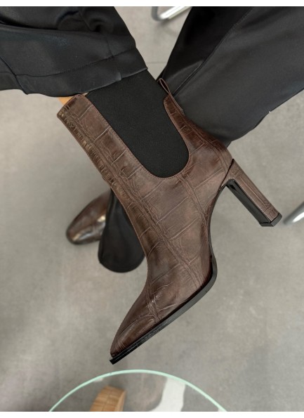 Acı kahve krokodil baskılı bot