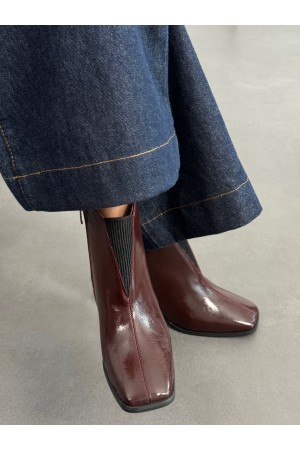 Bordo rugan topuklu bot