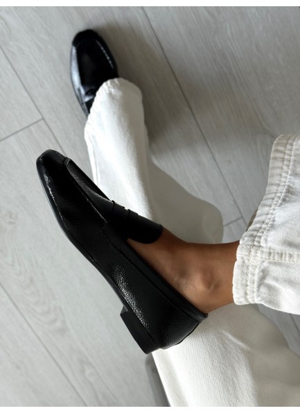 Siyah ince taban loafer ayakkabı 