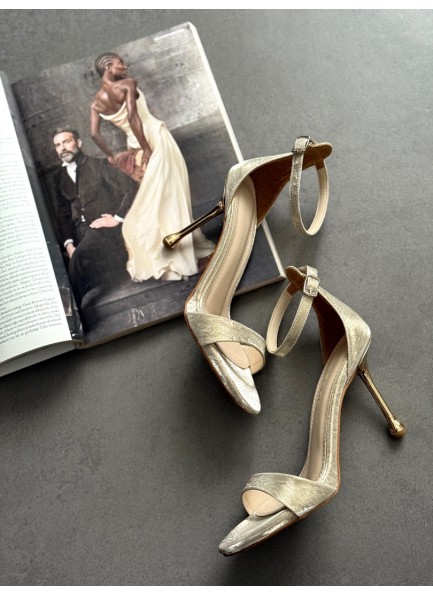 Gold tek bant topuklu sandalet 