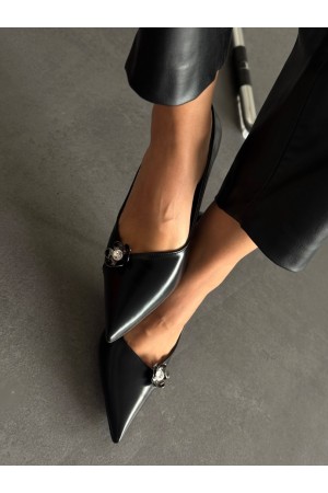 Siyah yanı aksesuarlı Stiletto Siyah yanı aksesuarlı Stiletto