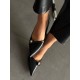Siyah yanı aksesuarlı Stiletto