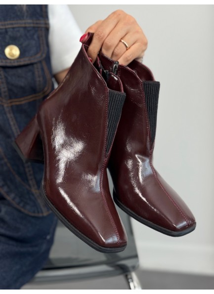 Bordo rugan topuklu bot