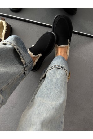 Siyah iç peluş ayakkabı 