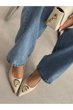 Bej gold tokalı topuklu ayakkabı 