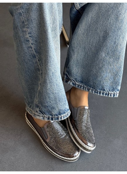 Platin taşlı ayakkabı 