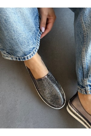 Platin taşlı ayakkabı 