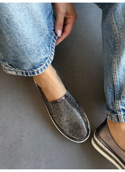 Platin taşlı ayakkabı 