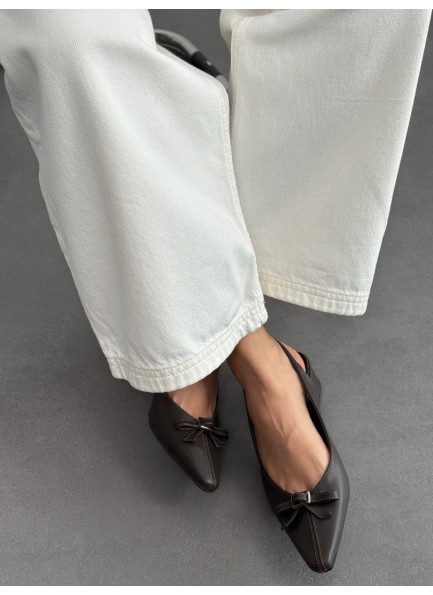 Acı kahve fiyonklu topuk ayakkabı 