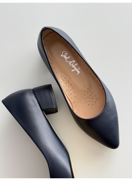 Lacivert hafif topuklu ayakkabı 