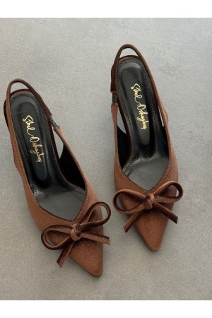 Acı kahve kadife fiyonklu topuklu ayakkabı 