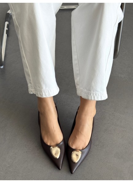 Acı kahve gold tokalı topuklu ayakkabı 