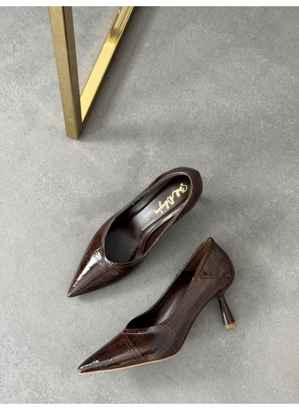 Acı kahve rugan Stiletto