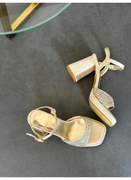 Gold platform taşlı ayakkabı
