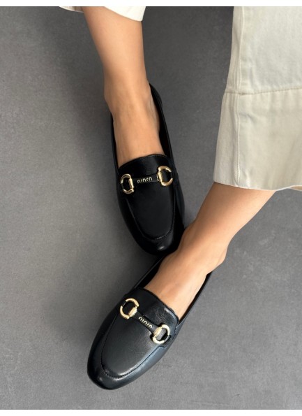 CM Siyah ince taban tokalı loafer ayakkabı 