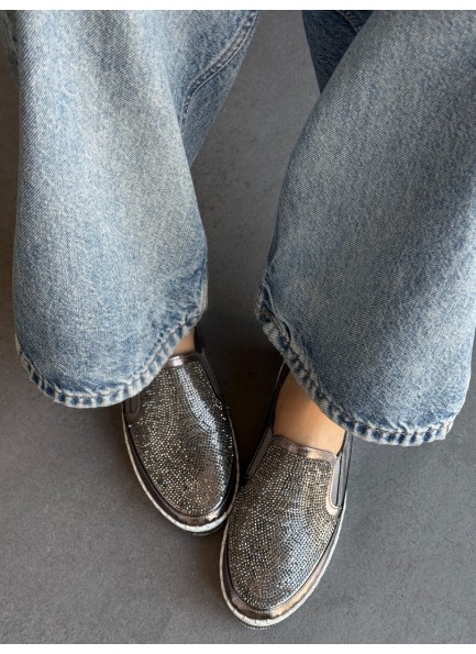 Platin taşlı ayakkabı 