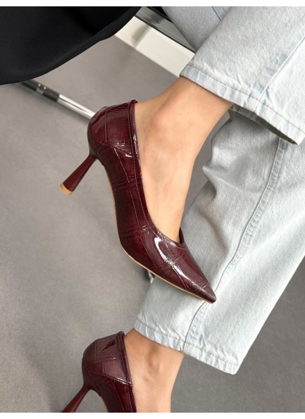 Siyah rugan stiletto