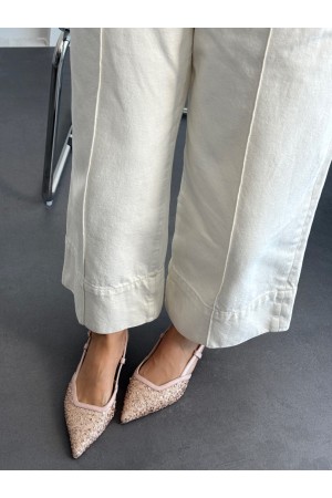 Bej pullu topuklu ayakkabı 