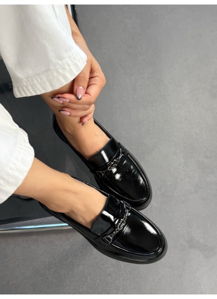 Siyah rugan tokalı loafer 