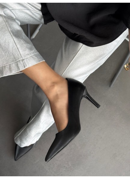 Siyah mat saten stiletto 