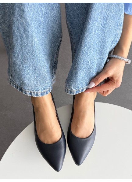 Lacivert hafif topuklu ayakkabı 