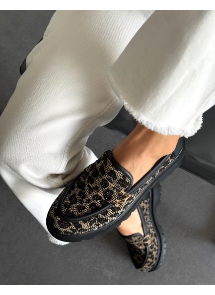 Leopar taşlı loafer ayakkabı 