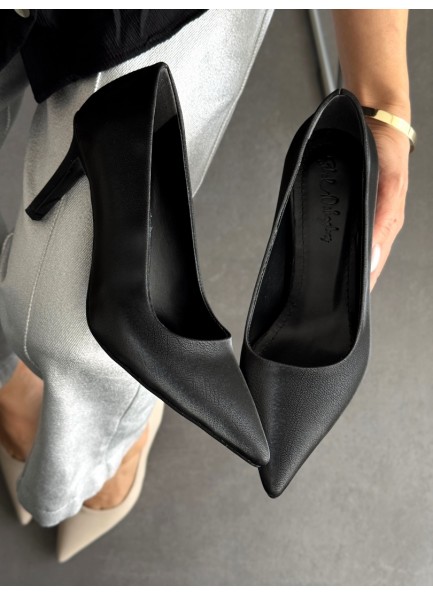 Siyah mat saten stiletto 