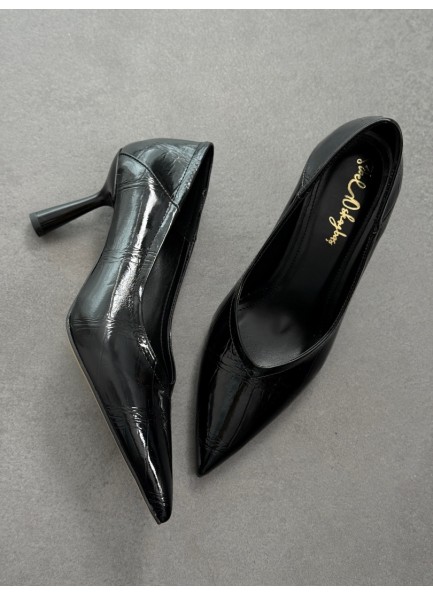 Siyah rugan stiletto