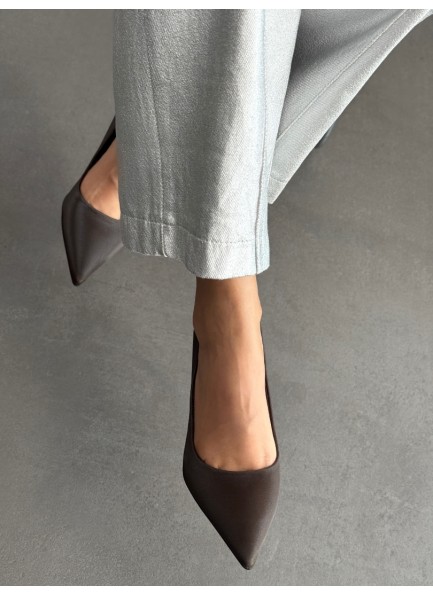 Acı kahve mat saten stiletto