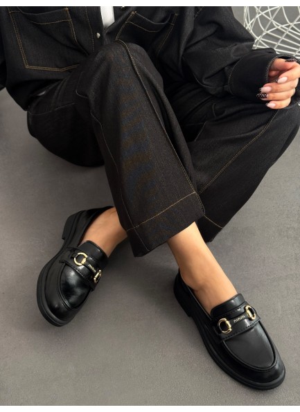 Siyah tokalı loafer ayakkabı 