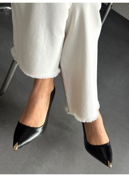 Siyah gold topuklu stiletto