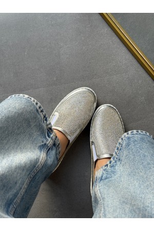 Gümüş taşlı ayakkabı 