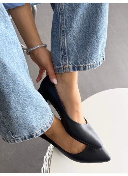 Lacivert hafif topuklu ayakkabı 