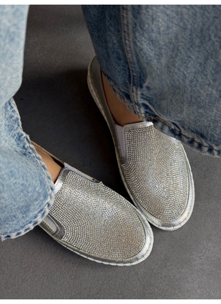 Gümüş taşlı ayakkabı 