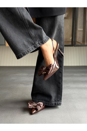 Acı kahve fiyonklu topuklu ayakkabı 