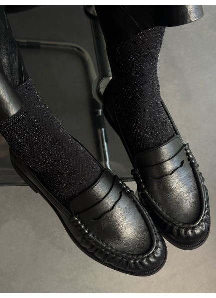 Siyah büzgülü mat deri loafer 
