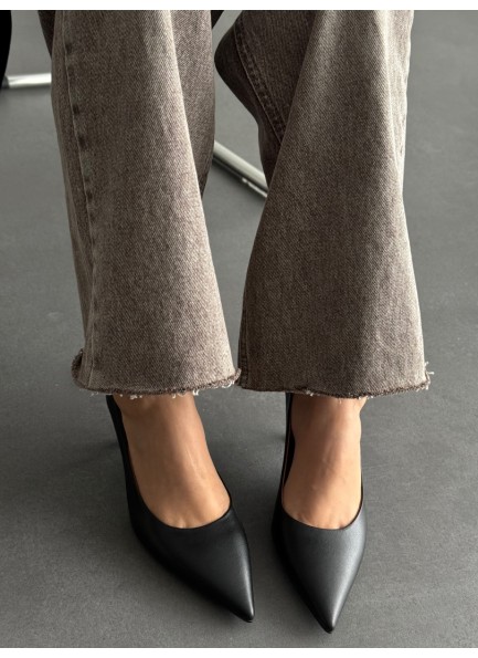 Siyah hakiki deri stiletto